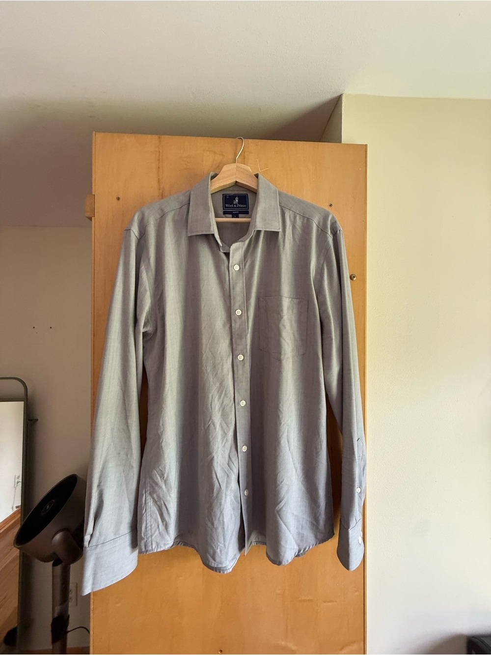 Men's Light Gray Wool and Prince 120 100% Merino Wool Long-Sleeve Dress Shirt
